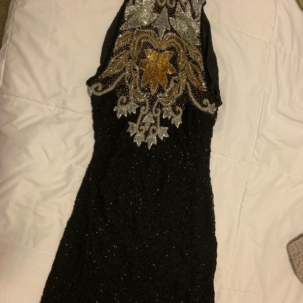 Dress - Picture 7 of 8
